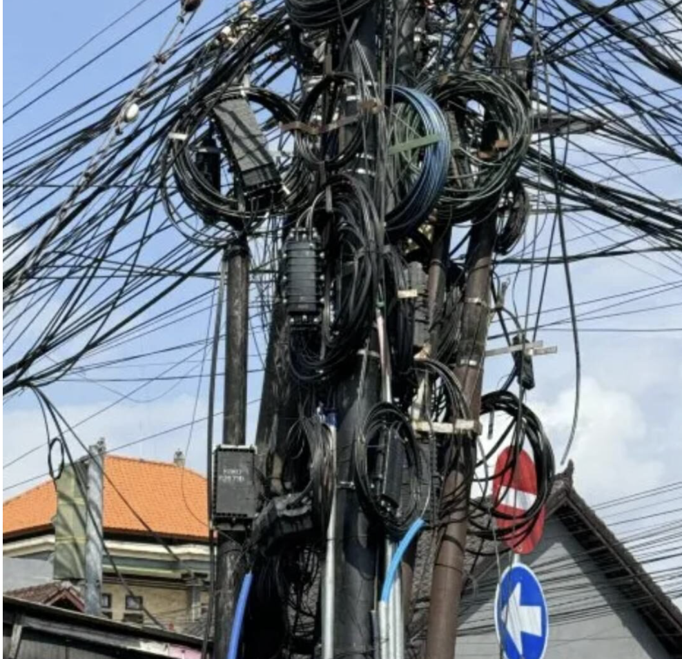 Walikota Serang Ancam Potong Kabel Provider Nakal, Jika Kabel Masih Semerawut