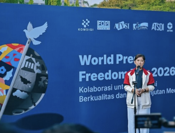 Menkomdigi : Jurnalis Menjaga Kebenaran di Tengah Pusaran Arus Informasi Digital